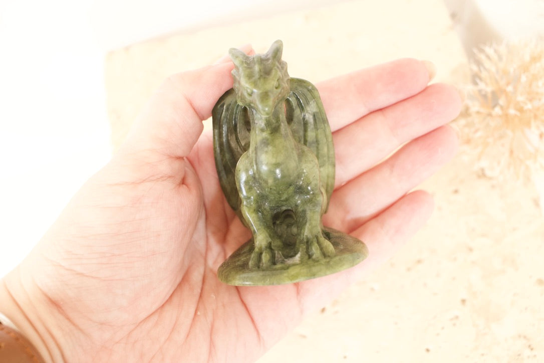 Flying Dragon Carving 6.8cm