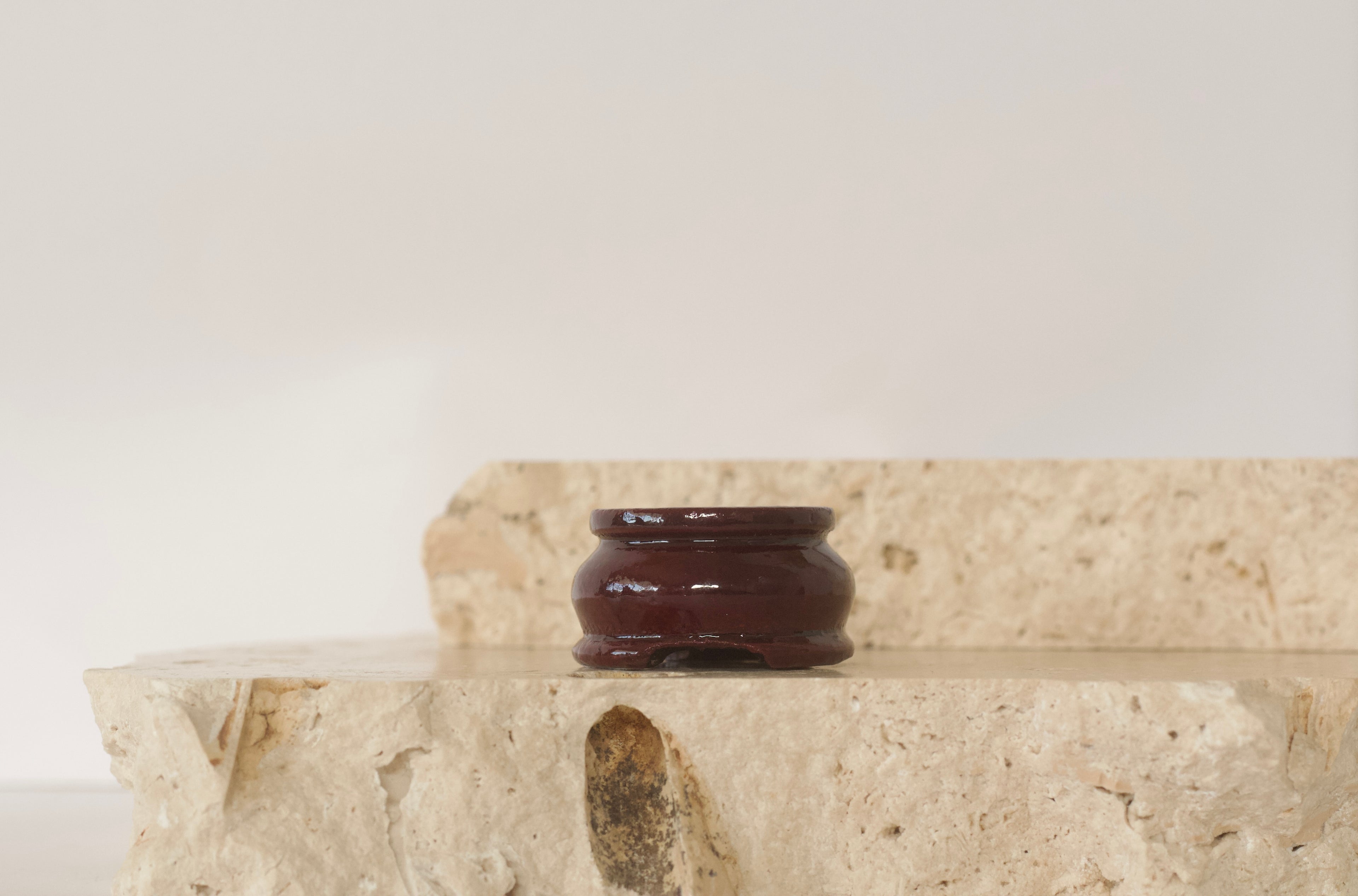 Dark Wooden Sphere Stand 4cm