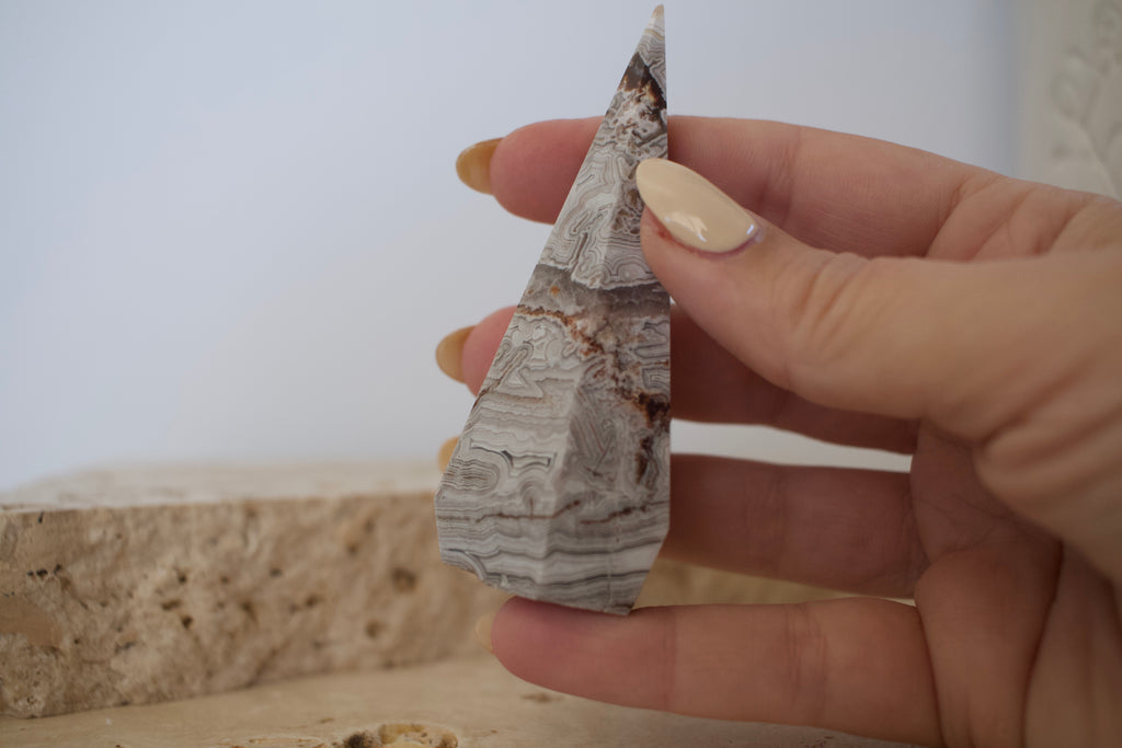 Mexican Lace Pointed Tower 8cm