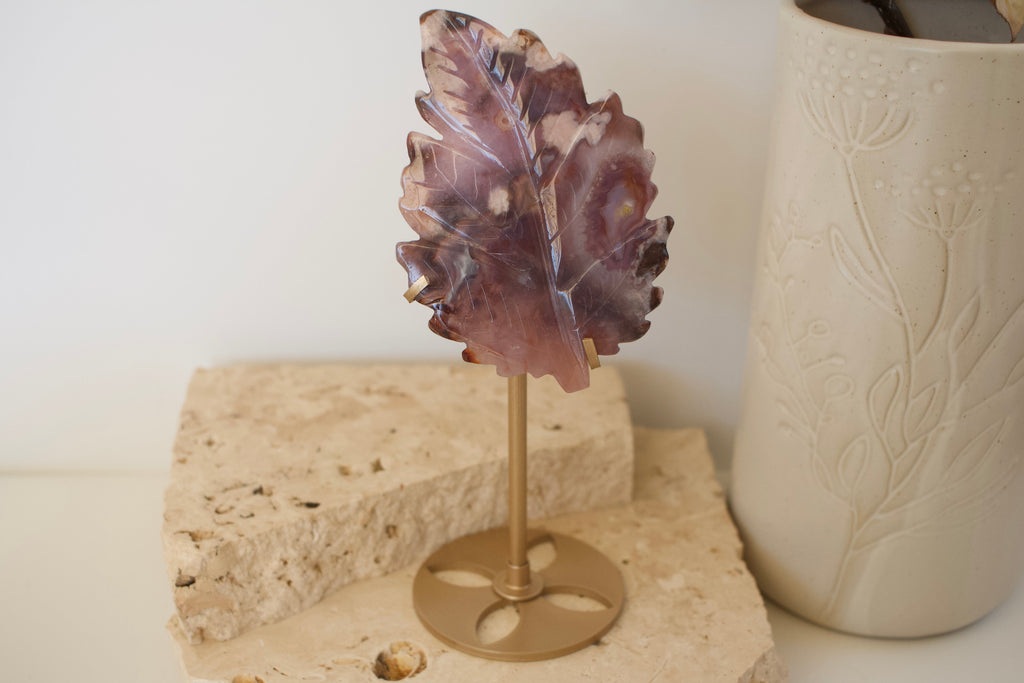 Blue Flower Agate Leaf on Stand