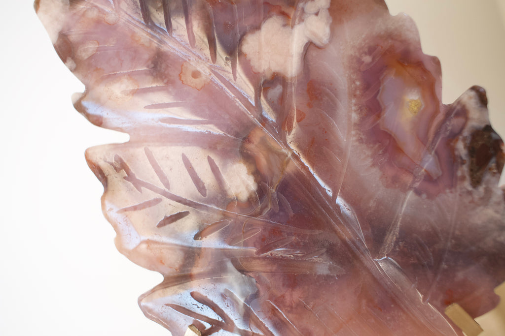 Blue Flower Agate Leaf on Stand
