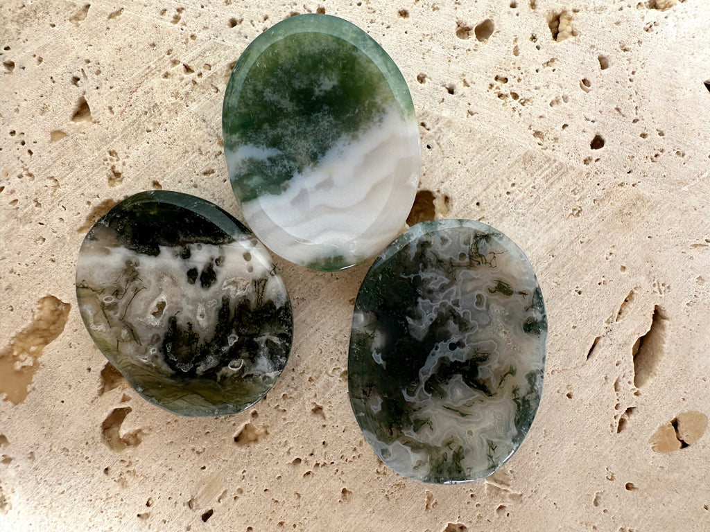 Small Moss (no) Worry Stone