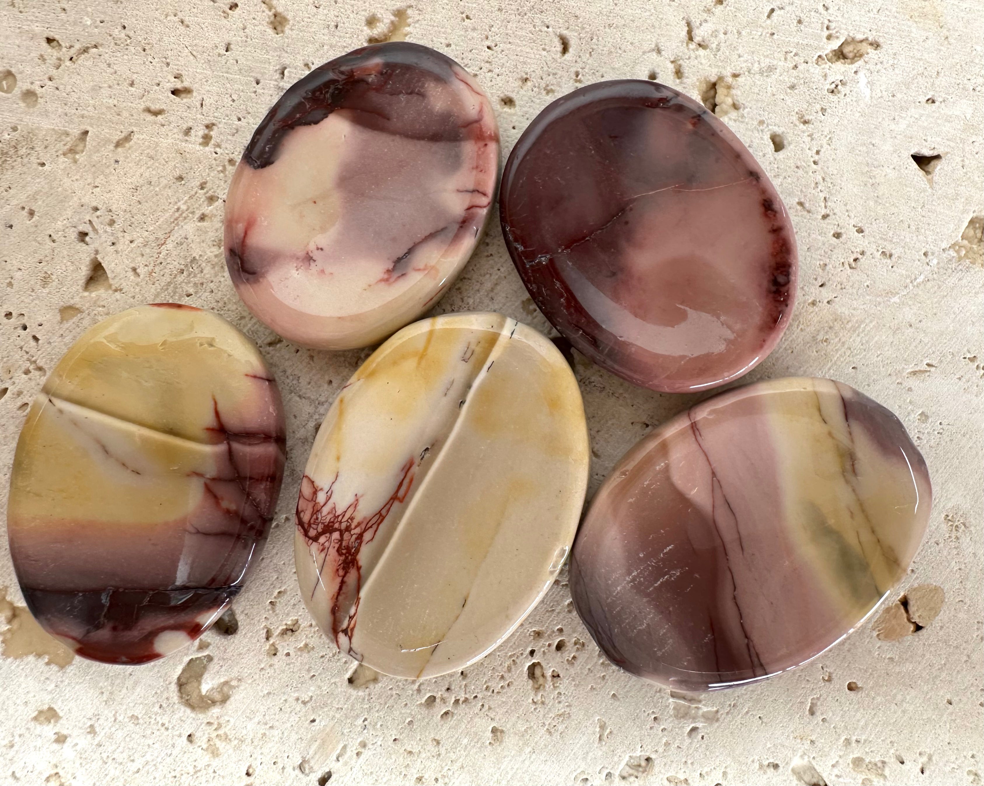 Mookaite Small (no) Worry Stone